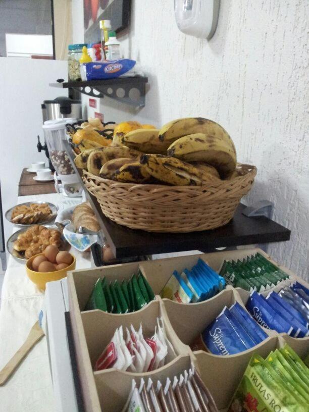Hostal Casa Suiza Asuncion Bagian luar foto